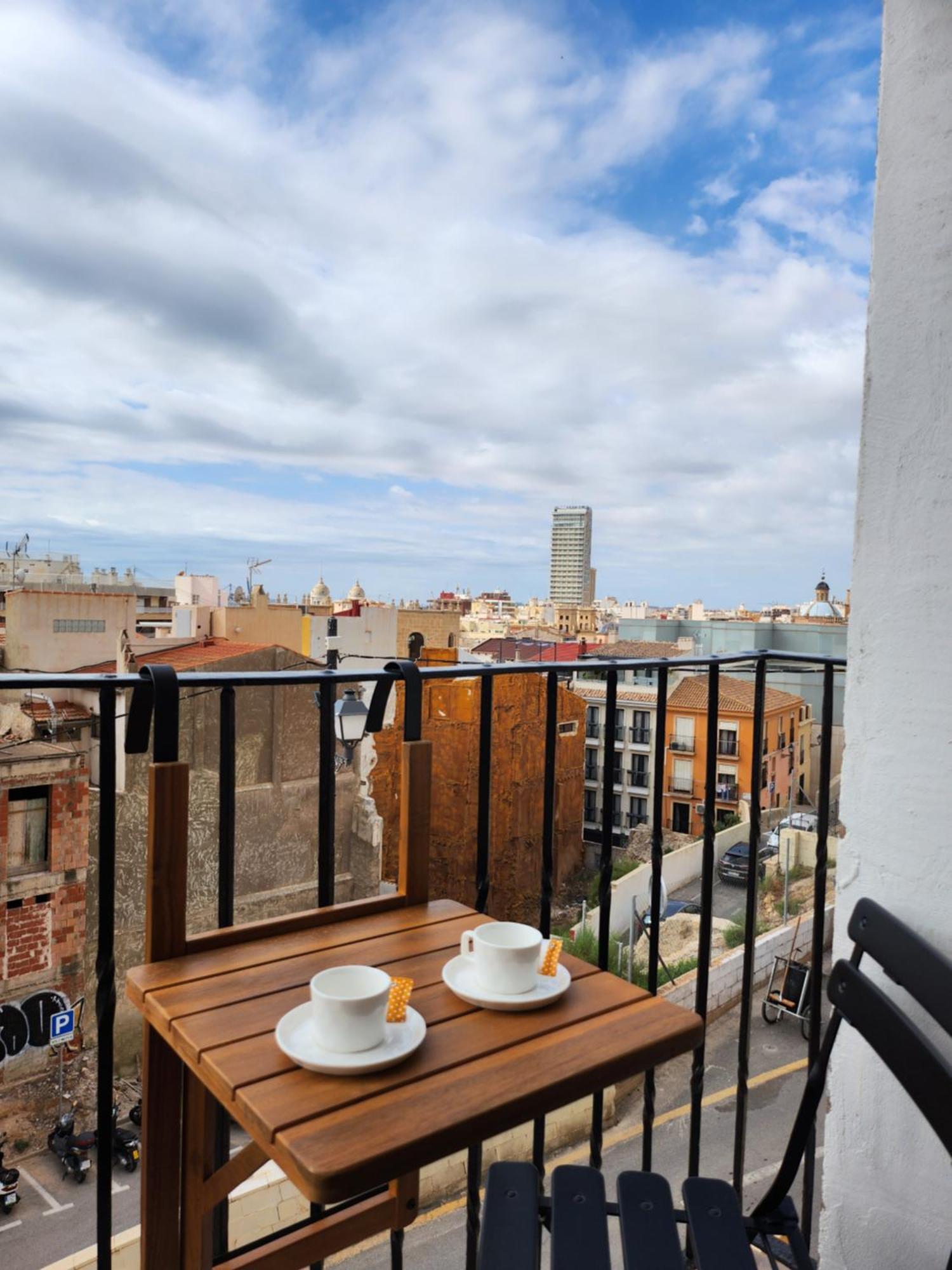 Mediterranean Loft อาลิกันเต ภายนอก รูปภาพ