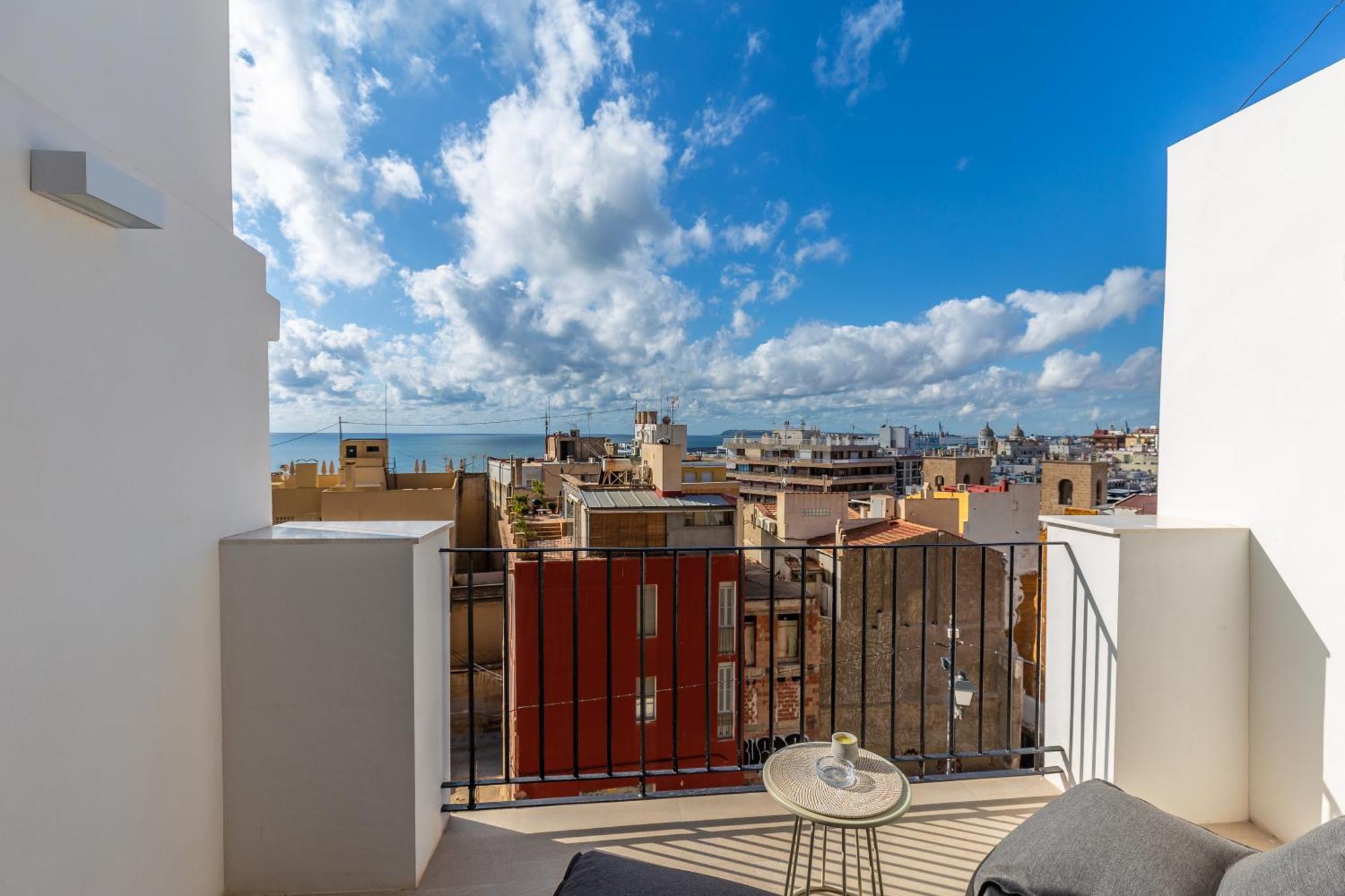 Mediterranean Loft อาลิกันเต ภายนอก รูปภาพ