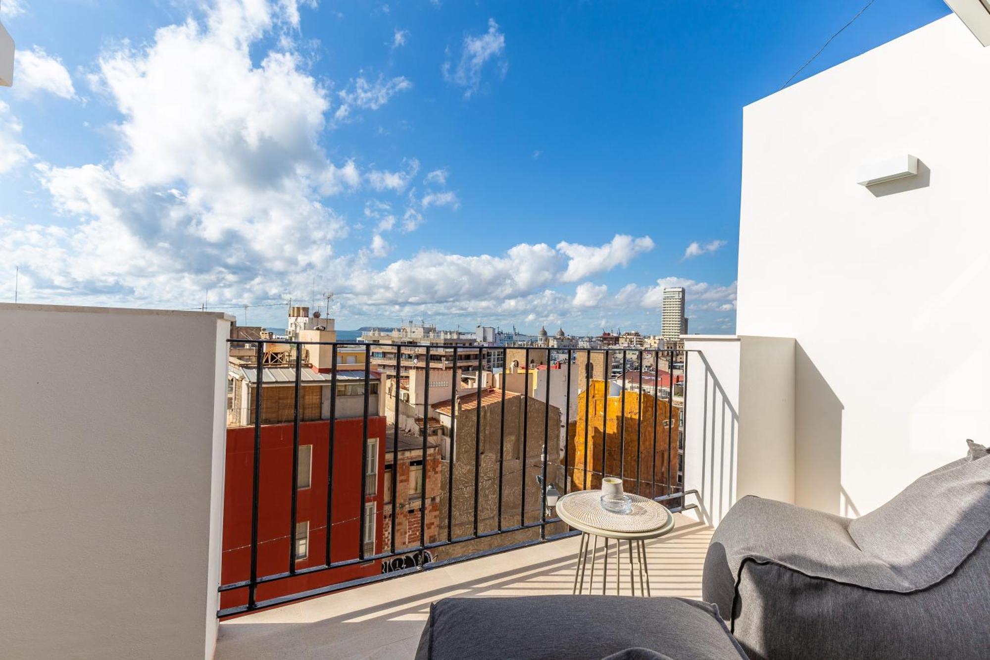 Mediterranean Loft อาลิกันเต ภายนอก รูปภาพ